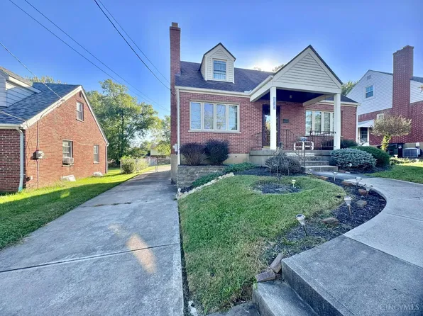 194 W Crest Dr, Cincinnati, OH 45215