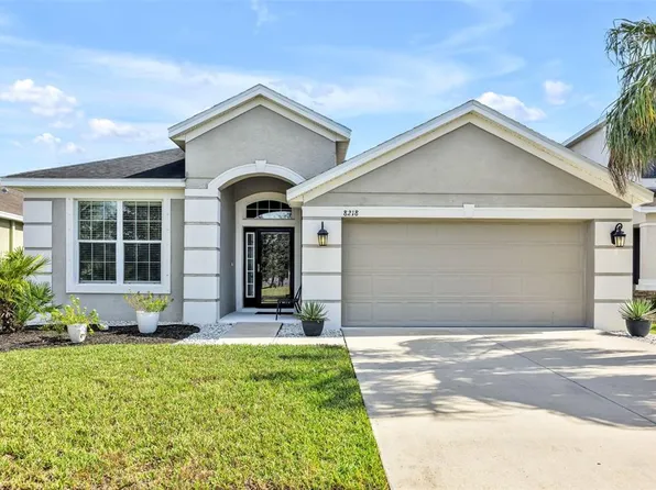8218 Willow Beach Dr, Riverview, FL 33578