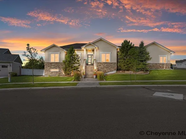 713 Gabriel Ct, Cheyenne, WY 82009