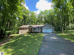 5787 Schreck Ln, Bellaire, MI