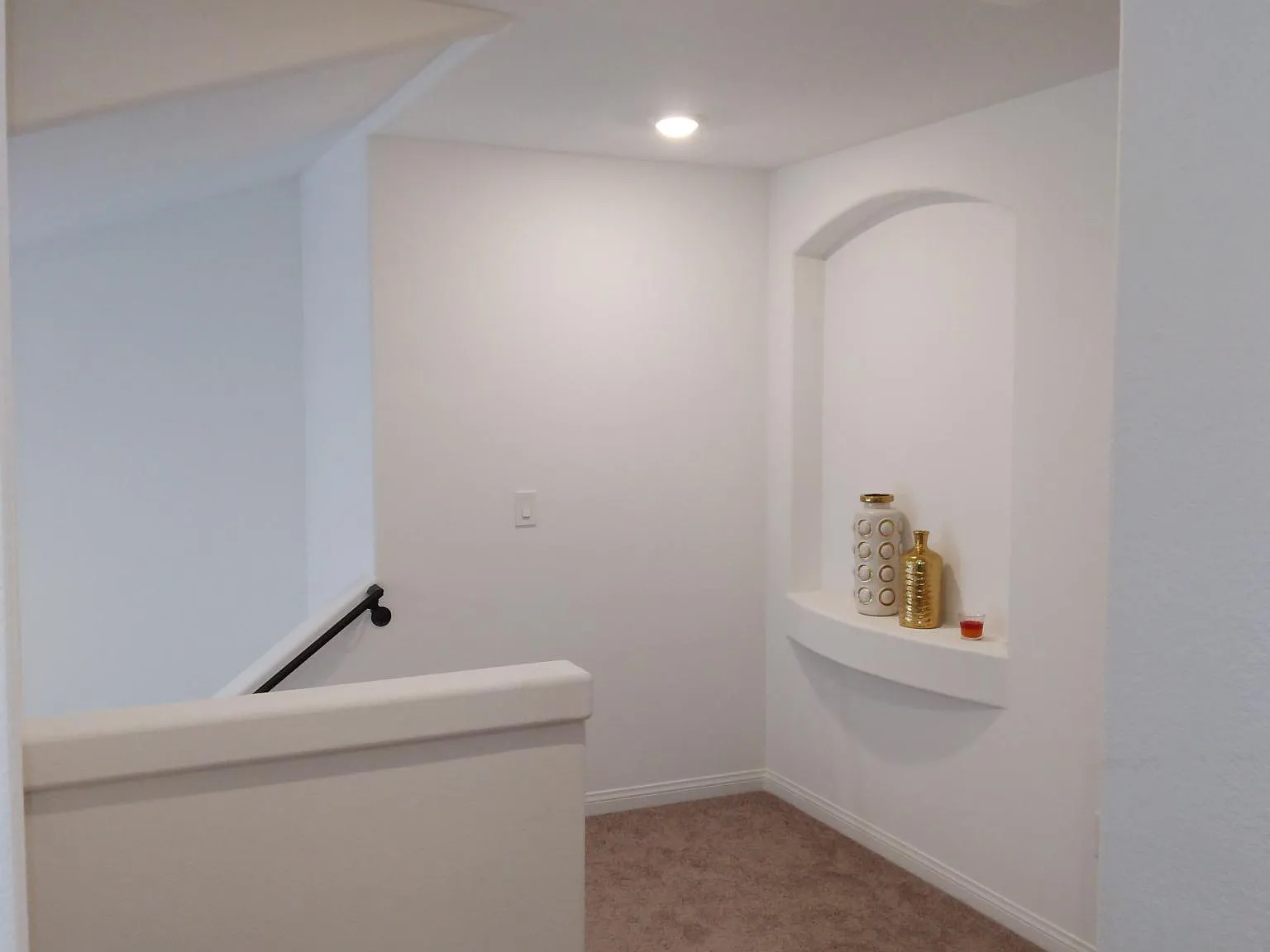 7827 Tomsburgh Ln — Photo 2