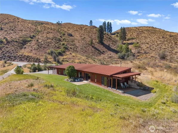 3 Renee Road, Winthrop, WA 98862