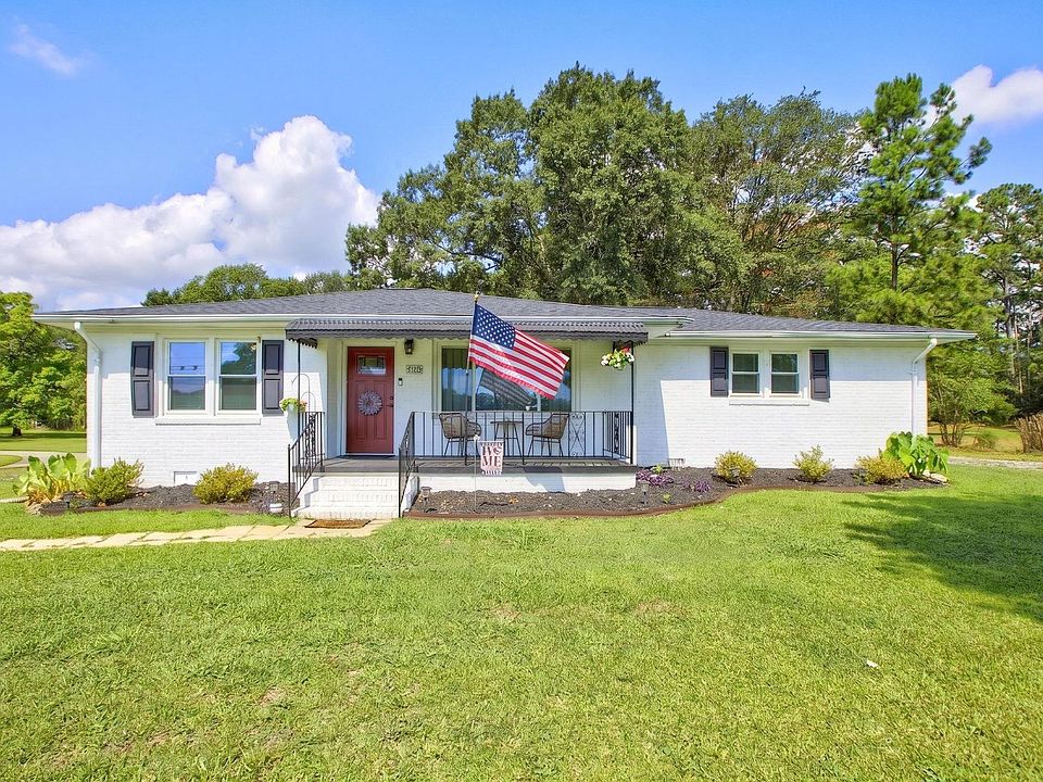 1st image of 428 S Main St