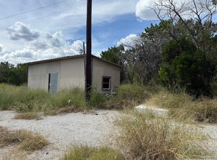 18637 County Road 371, Rio Medina, TX 78066
