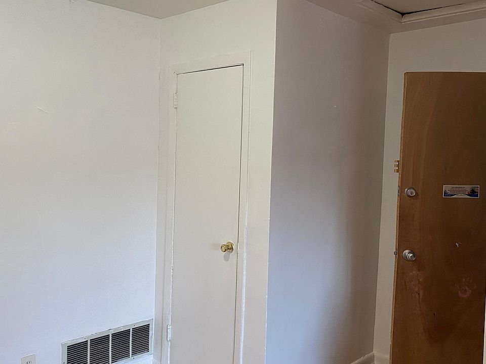 1st image of 2825 Collis Pl Unit 3