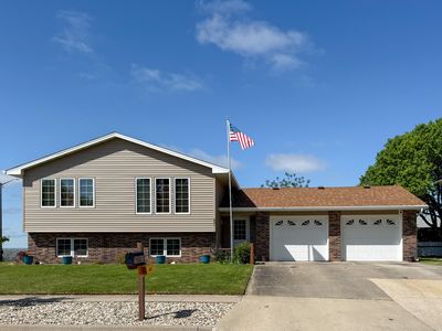801 Cherry Dr, Pierre, SD, 57501