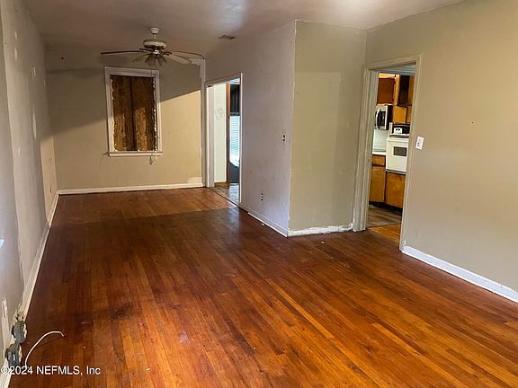 4th image of 5126 ATTLEBORO Street