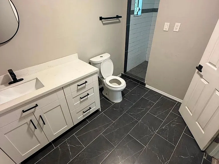 2712 Seattle Ave — Photo 11