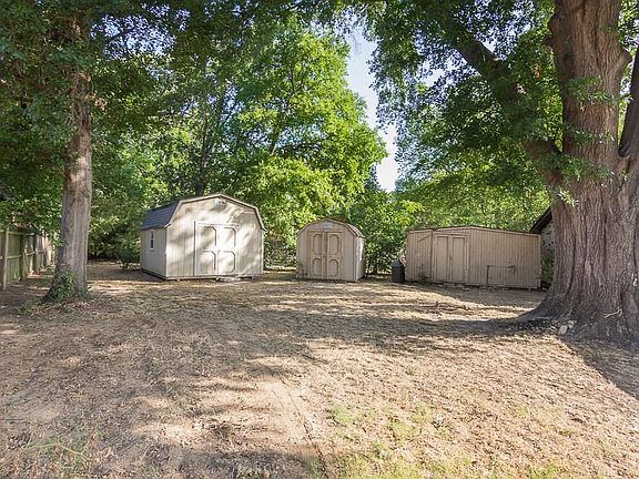 5th image of 3019 Valerie Ct
