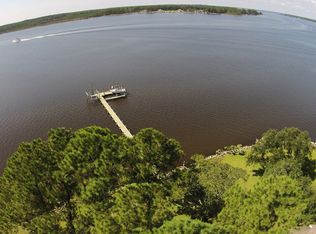 209 Creek Rd, Beaufort, NC 28516