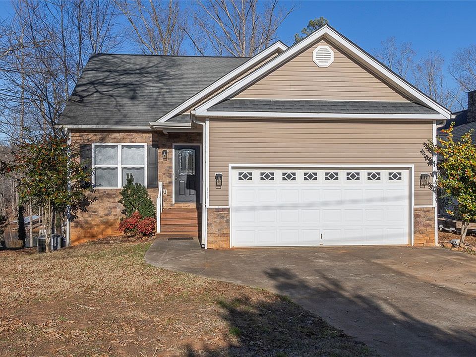 1st image of 123 Broyles Cir