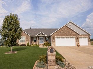 3450 Arbor View Ct, Freeburg, IL 62243