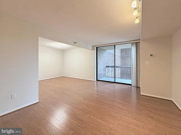 7401 Westlake Ter #610 — Photo 7