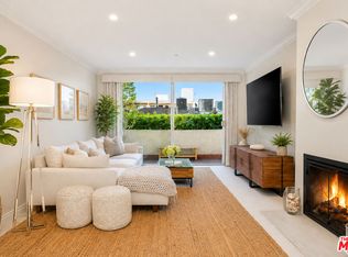 125 Montana Ave APT 204, Santa Monica, CA 90403