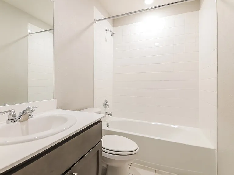 2618 Saldana Dr — Photo 15