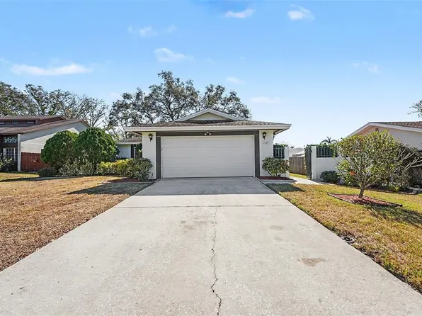 1529 Coachlight Way, Dunedin, FL 34698