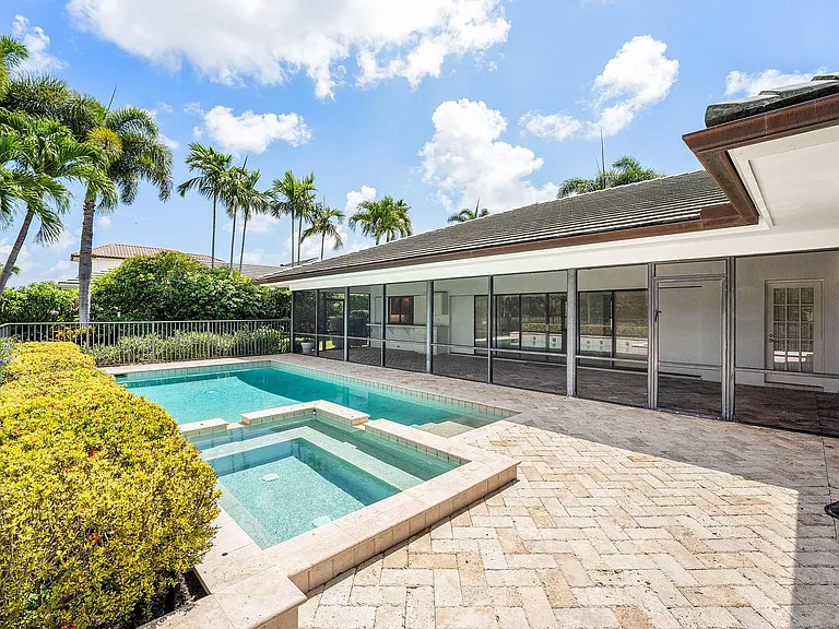 1851 Thatch Palm Dr — Photo 35