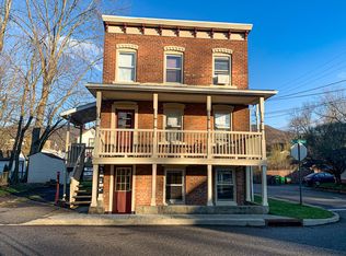 51 N Chestnut St, Beacon, NY