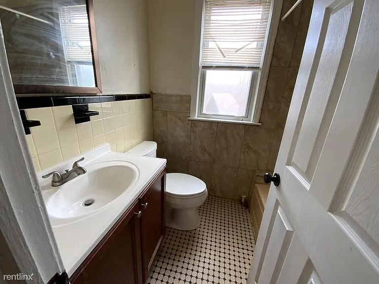 4104 Queensbury Rd #3 — Photo 7