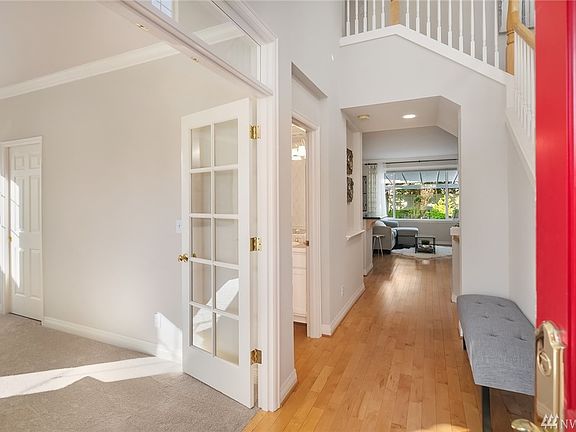 5th image of 1595 NE Iris St