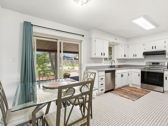 3rd image of 515 31st Ave