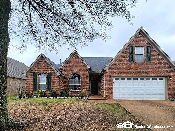 1st image of 3126 Peachtree Dr