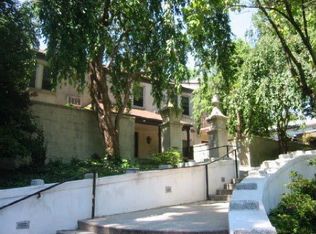 16 W Montgomery Ave, Ardmore, PA 19003