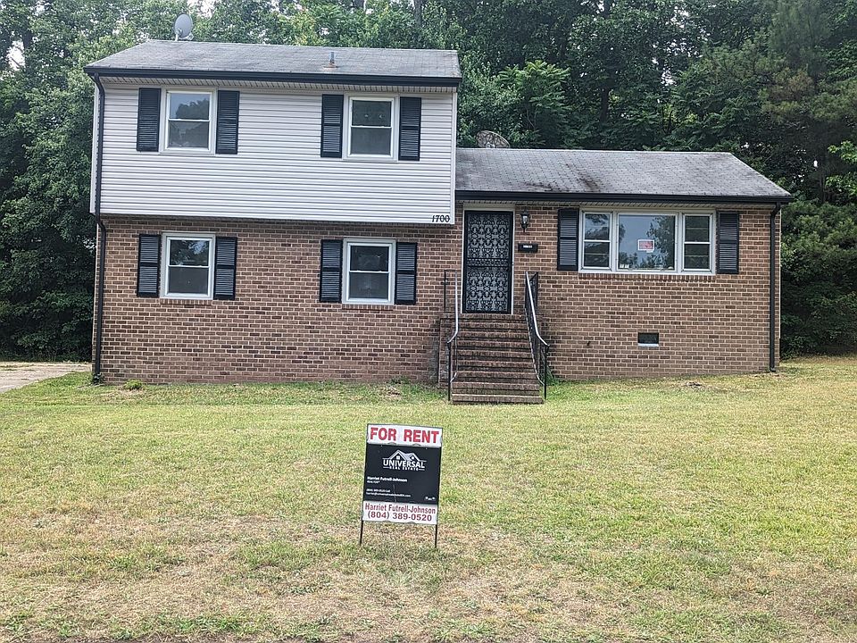 1st image of 1700 W Clara Dr