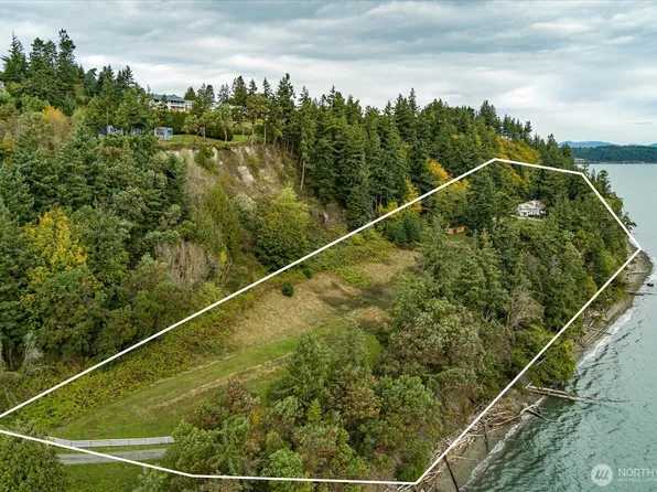 4486 Villarreal Lane, Oak Harbor, WA 98277