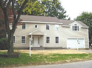 29 Taunton Rd, Fairfield, CT 06430