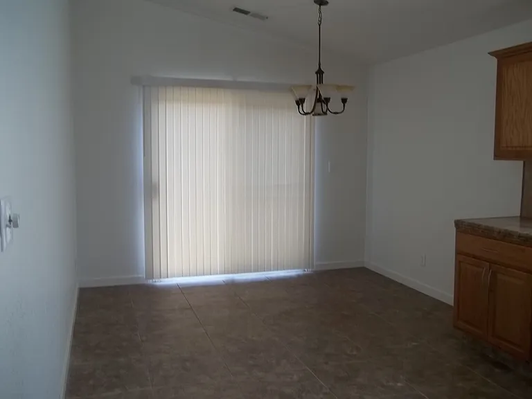 4436 N Wheeler Ave — Photo 3