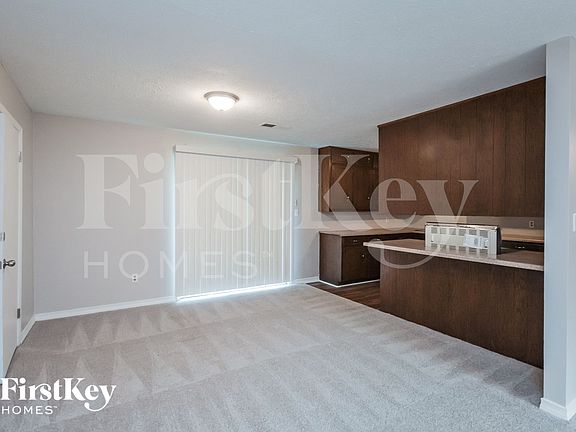 4th image of 2281 Briarwood Cir SW