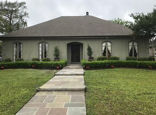 184 Commerce St, Gretna, LA 70056
