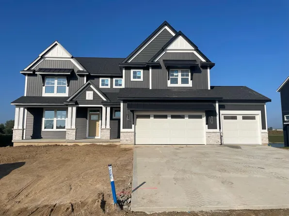 3657 Waterton Dr, Grandville, MI 49418