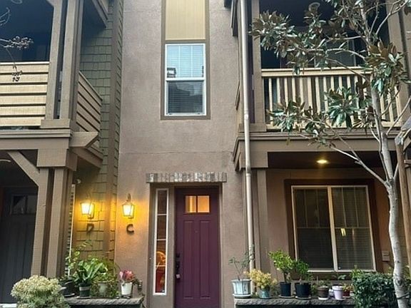 2nd image of 713 S Azusa Ave