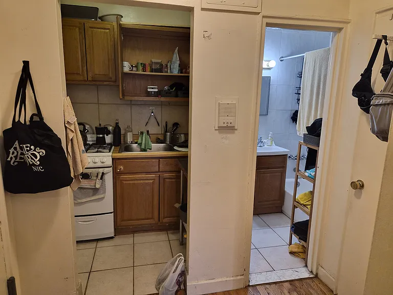 10 W 76th St #4B — Photo 4