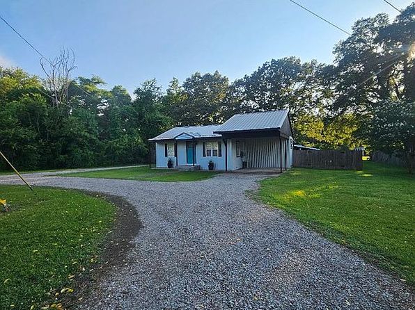 110 Catfish Ln