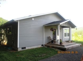 422 Krewson Dr, Drain, OR 97435