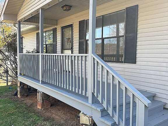 2nd image of 134 Old Gum Log Rd