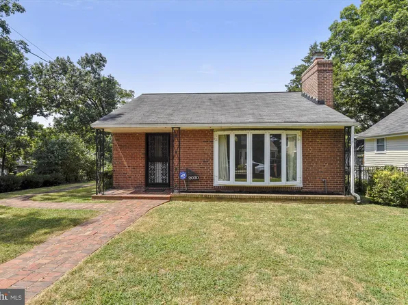 2030 S Nelson St, Arlington, VA 22204