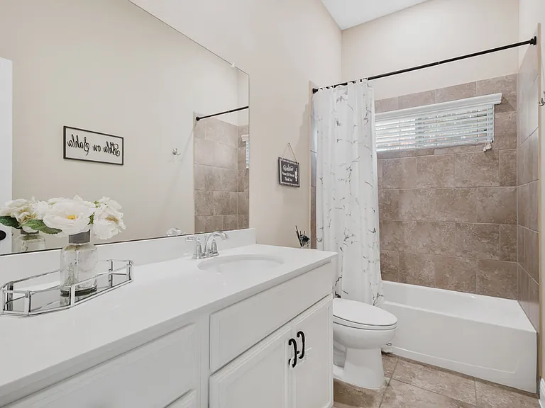 3913 Moorcroft Rd — Photo 17