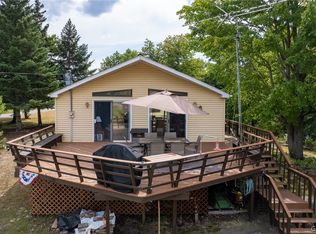 90 Heron Rd, Hammond, NY 13646