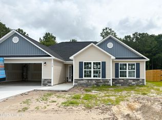 710 Ellabond St, Sneads Ferry, NC 28460