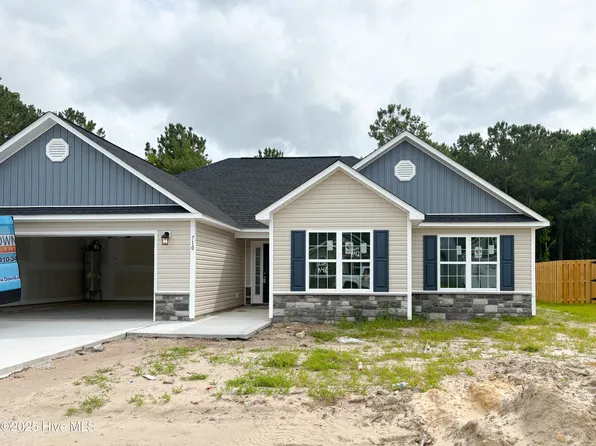 710 Ellabond Street, Sneads Ferry, NC 28460