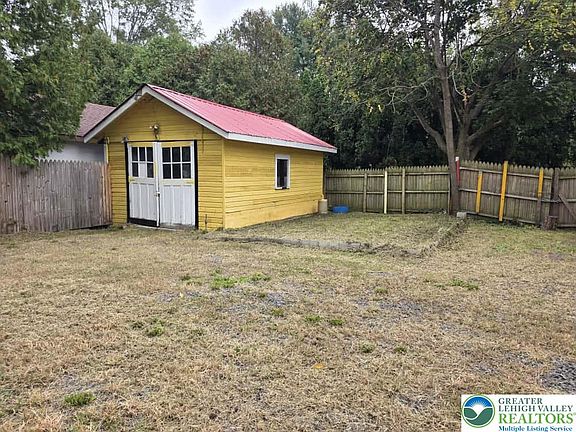 5th image of 1519 Friedensburg Rd