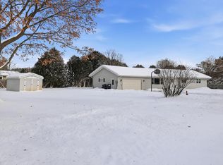 5751 Honeysuckle Ct, Wisconsin Rapids, WI 54494