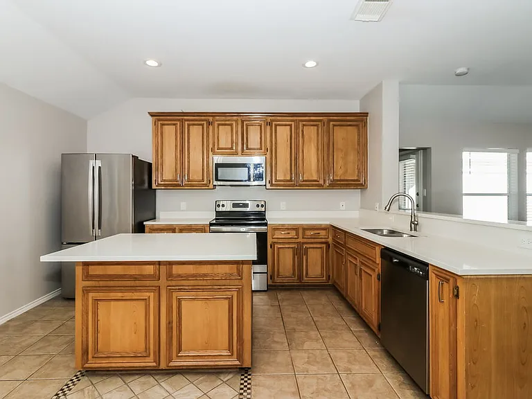 3830 Lake Ballinger Ln — Photo 7
