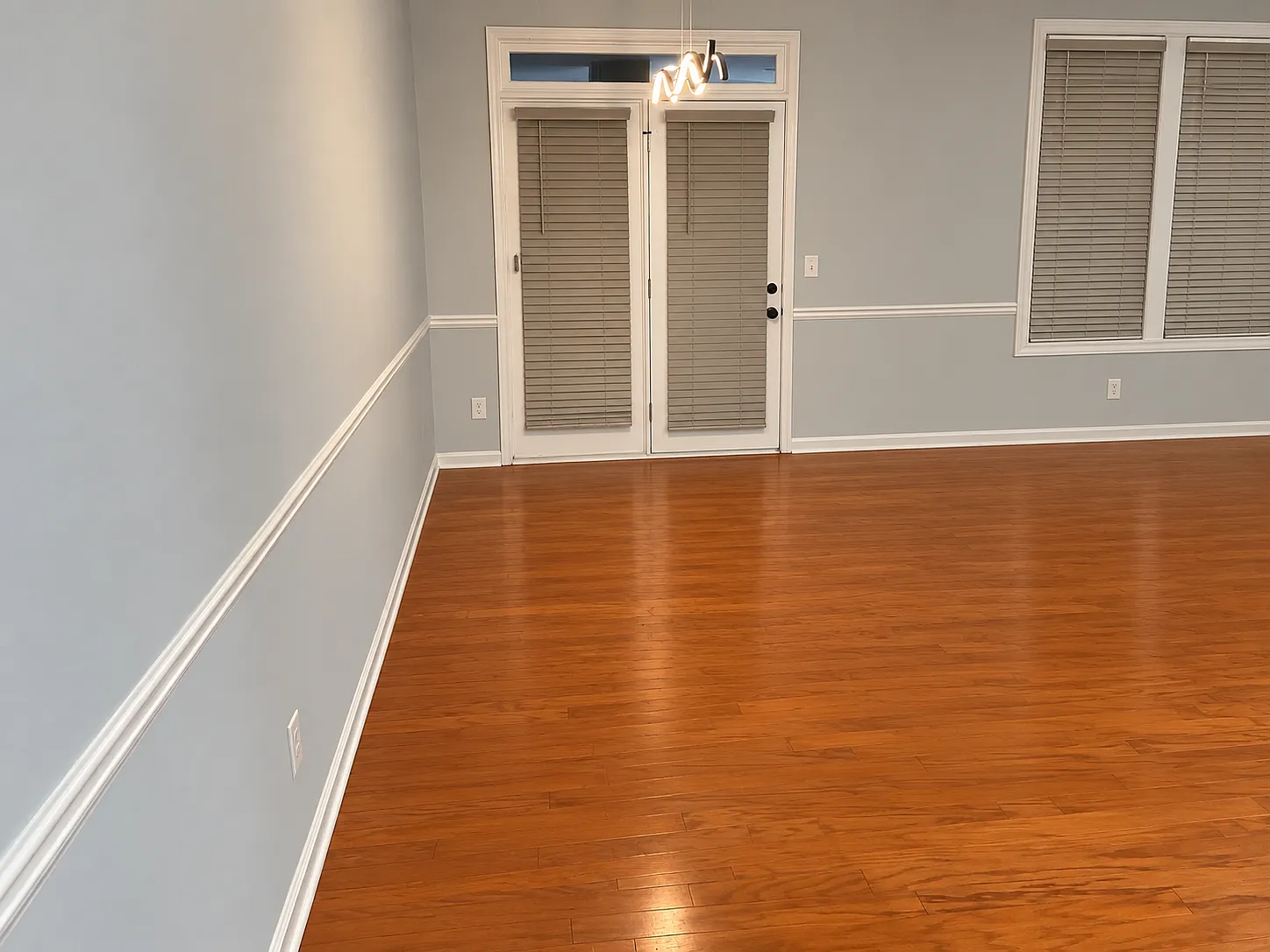 3 bed, 2.5 bath, 1982 sqft, $2,400 — Photo 4