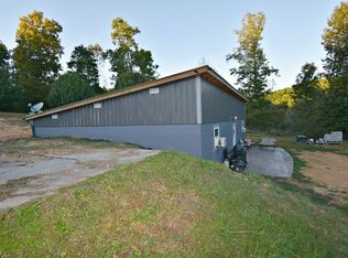 351 Hurricane Creek Rd, Linden, TN 37096