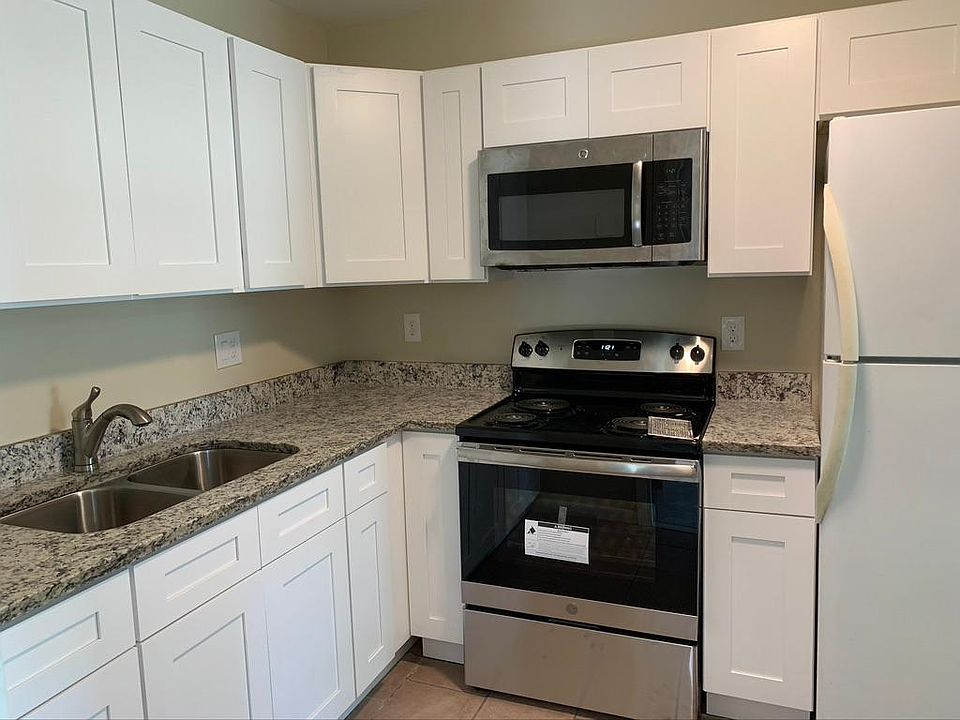 2nd image of 4436 S Lanier Dr